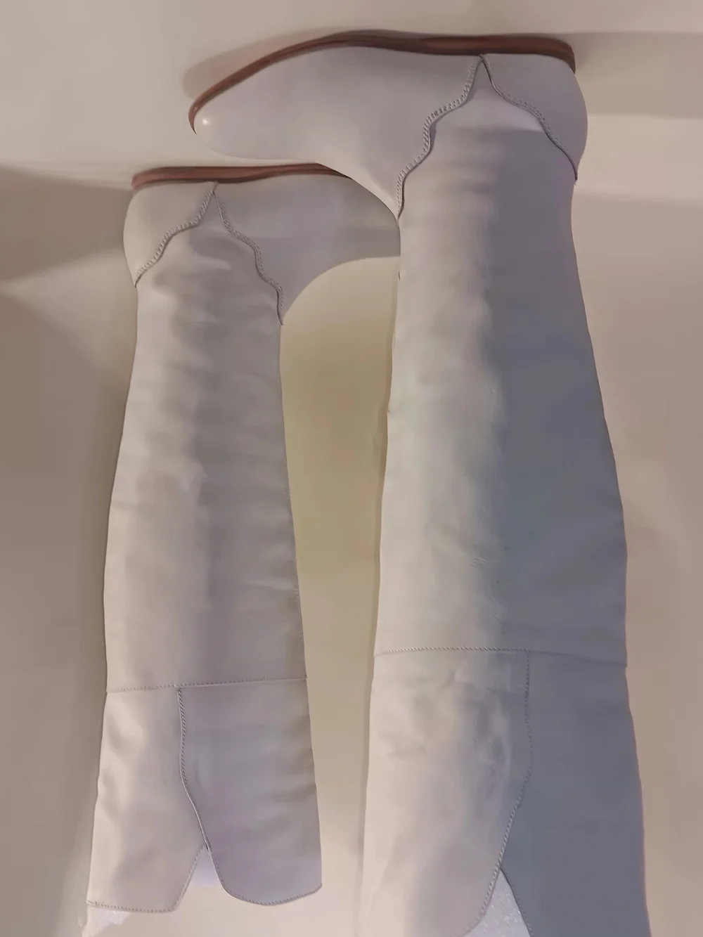 Women's Over-the-Knee Boots in White - Sleek Leather Style